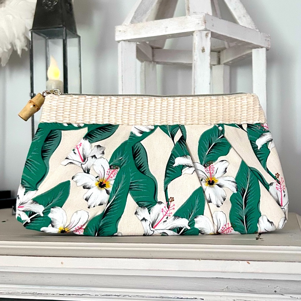 Beautiful Estée Lauder Tropical Clutch Makeup Bag - NEW